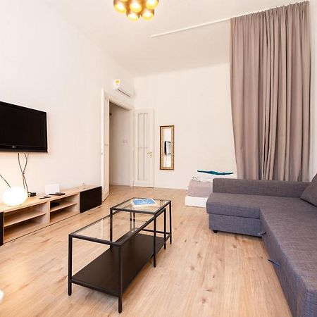 Budapest4U - New Apt In The Central Of บูดาเปสต์ ภายนอก รูปภาพ